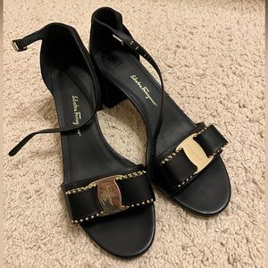 Ferragamo Sandal heel black size 8